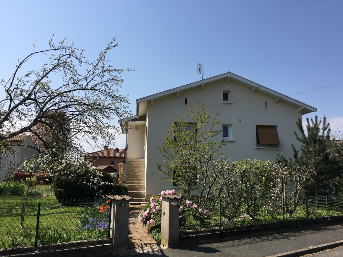 Chambre Avec Vue Sur Jardin Charnay-les-Macon Exterior photo